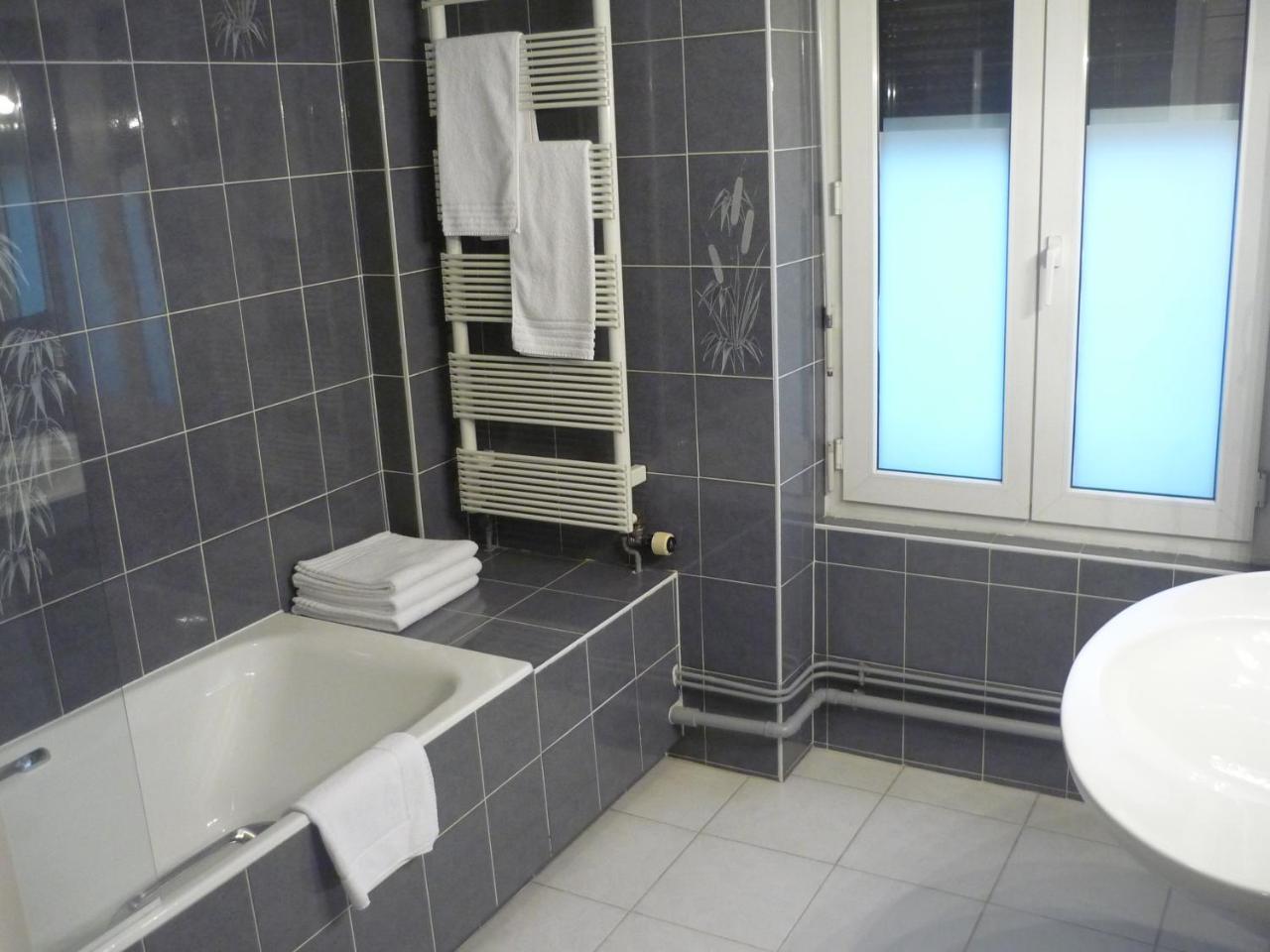 The Originals Boutique, Hotel Terminus, Bourg-En-Bresse Gare 외부 사진